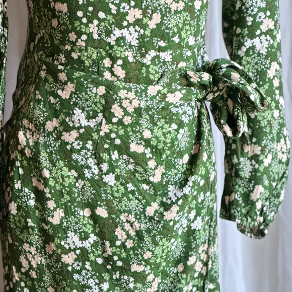 SALE!  Reformation Dress (0) Slit Green Floral Dress - BROKEN ZIPPER:( - Picture 7 of 13